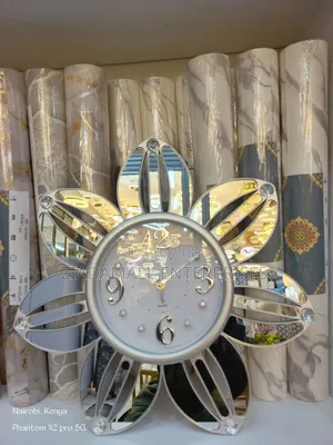 *Acrylique Wall-Clocks*