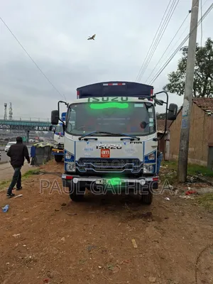 Isuzu Local FRR