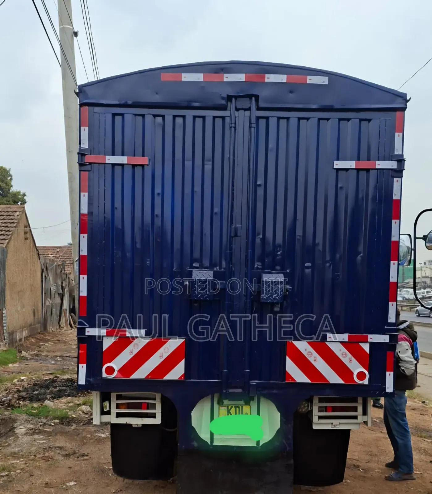 Isuzu Local FRR