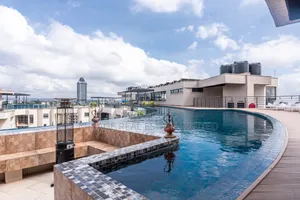 4bdrm Apartment in Riverside Drive for rent