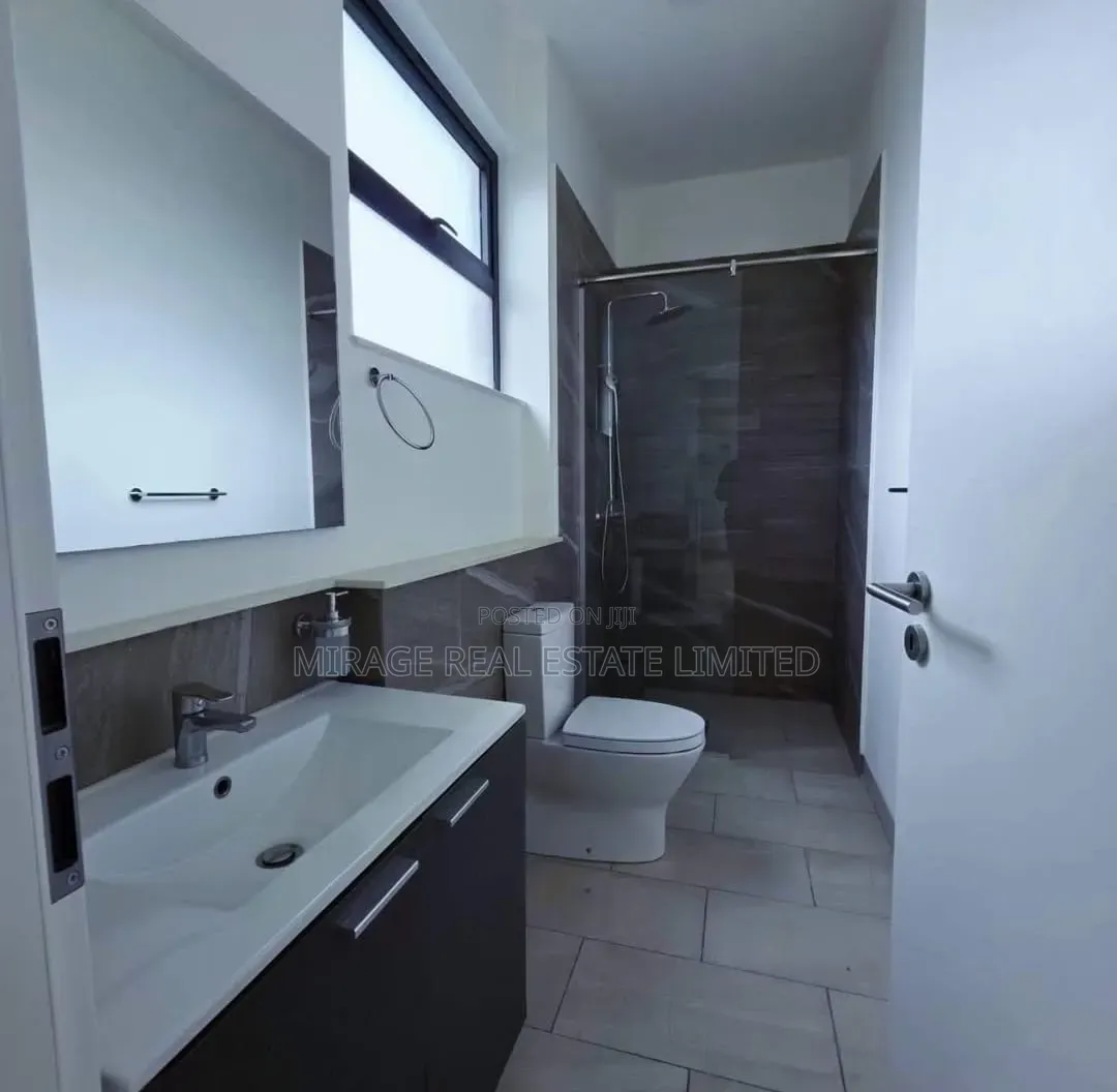 4bdrm Apartment in Riverside Drive for rent