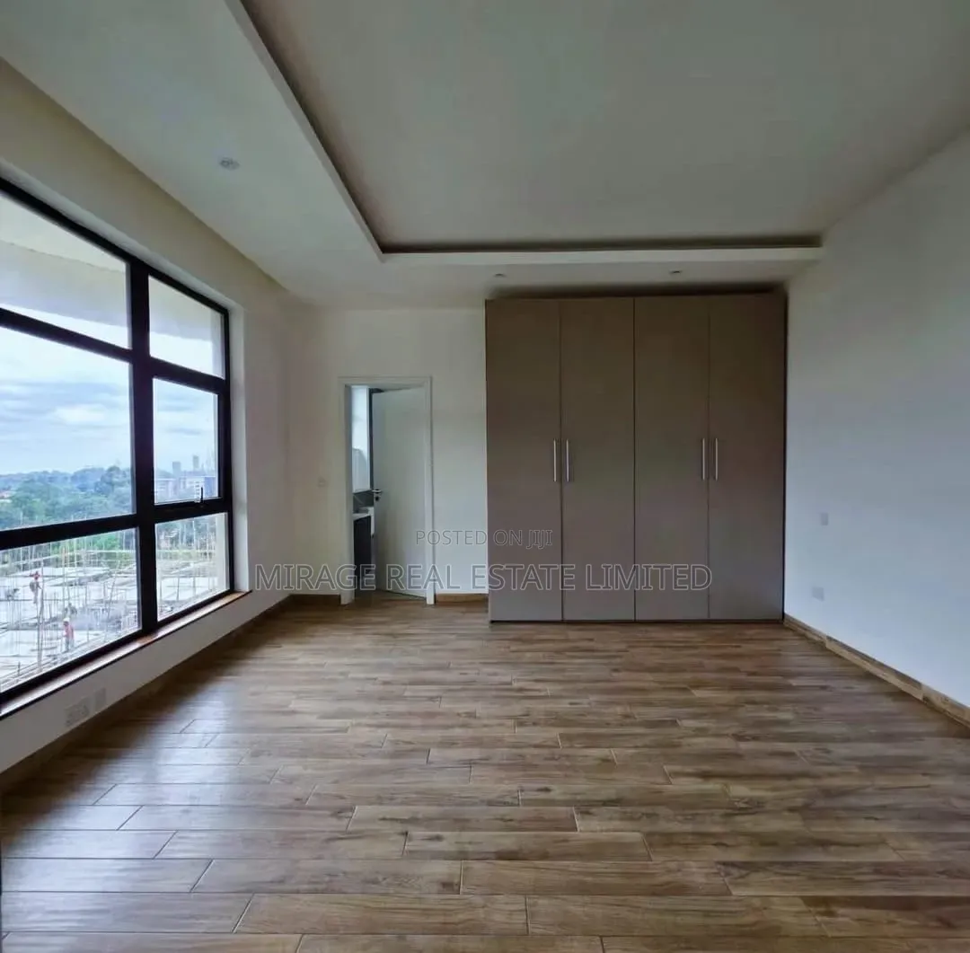 4bdrm Apartment in Riverside Drive for rent