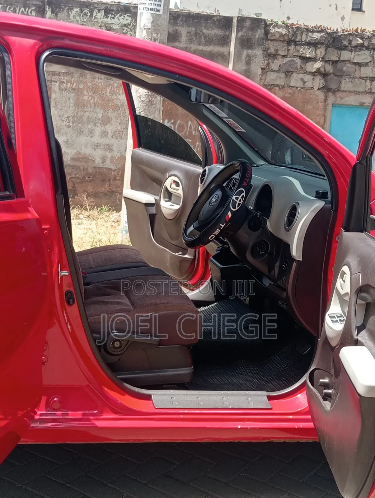 Toyota Passo 2012 Red