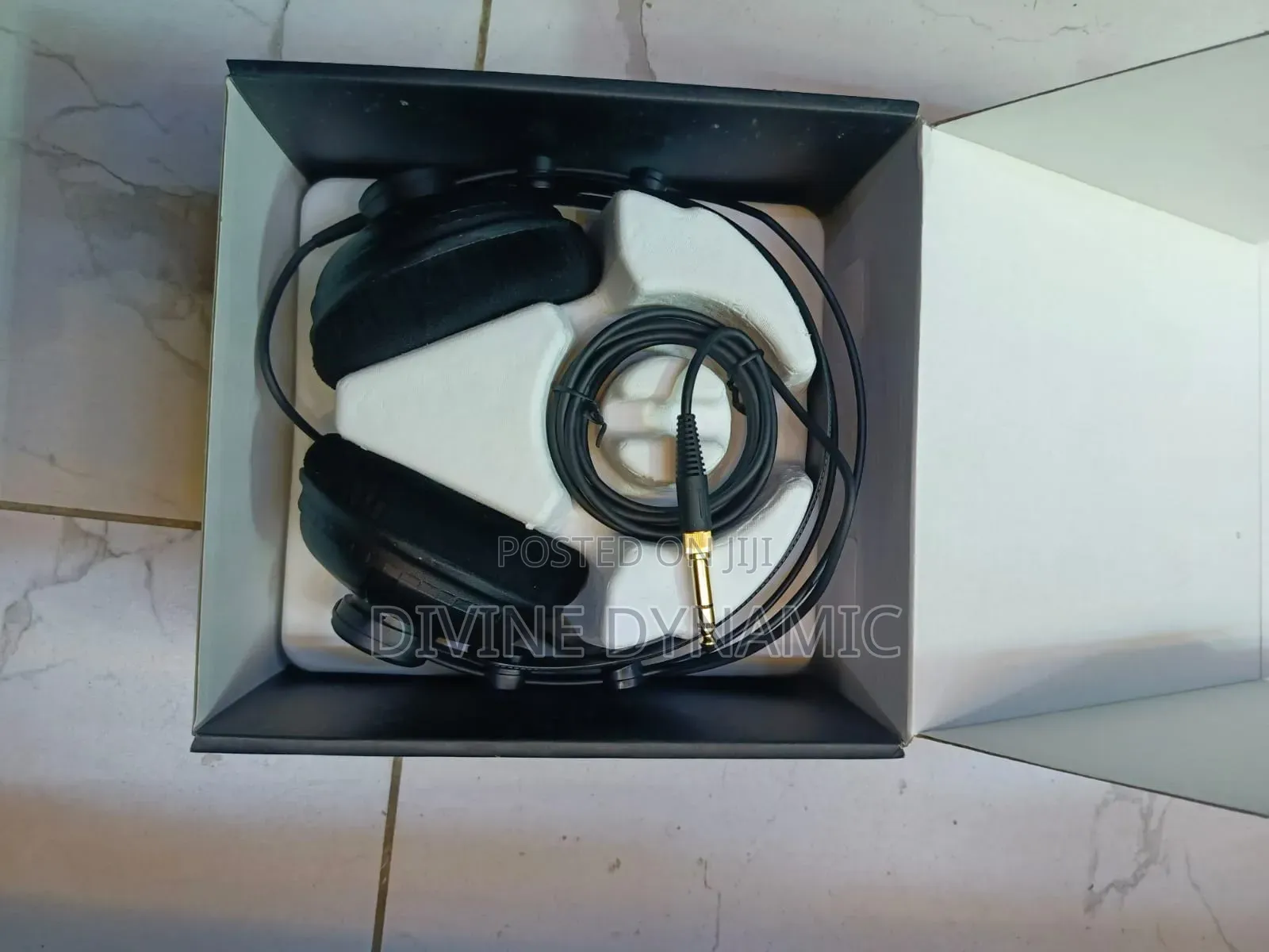 SR950 Professional Studio Reference Headphones
