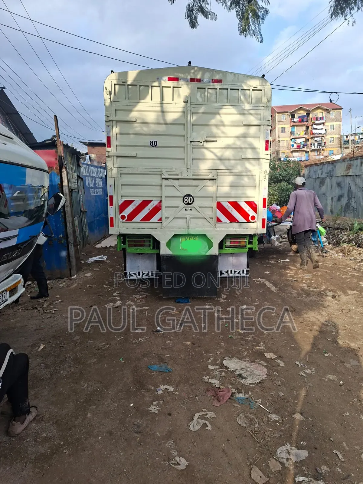 NPR Isuzu Local
