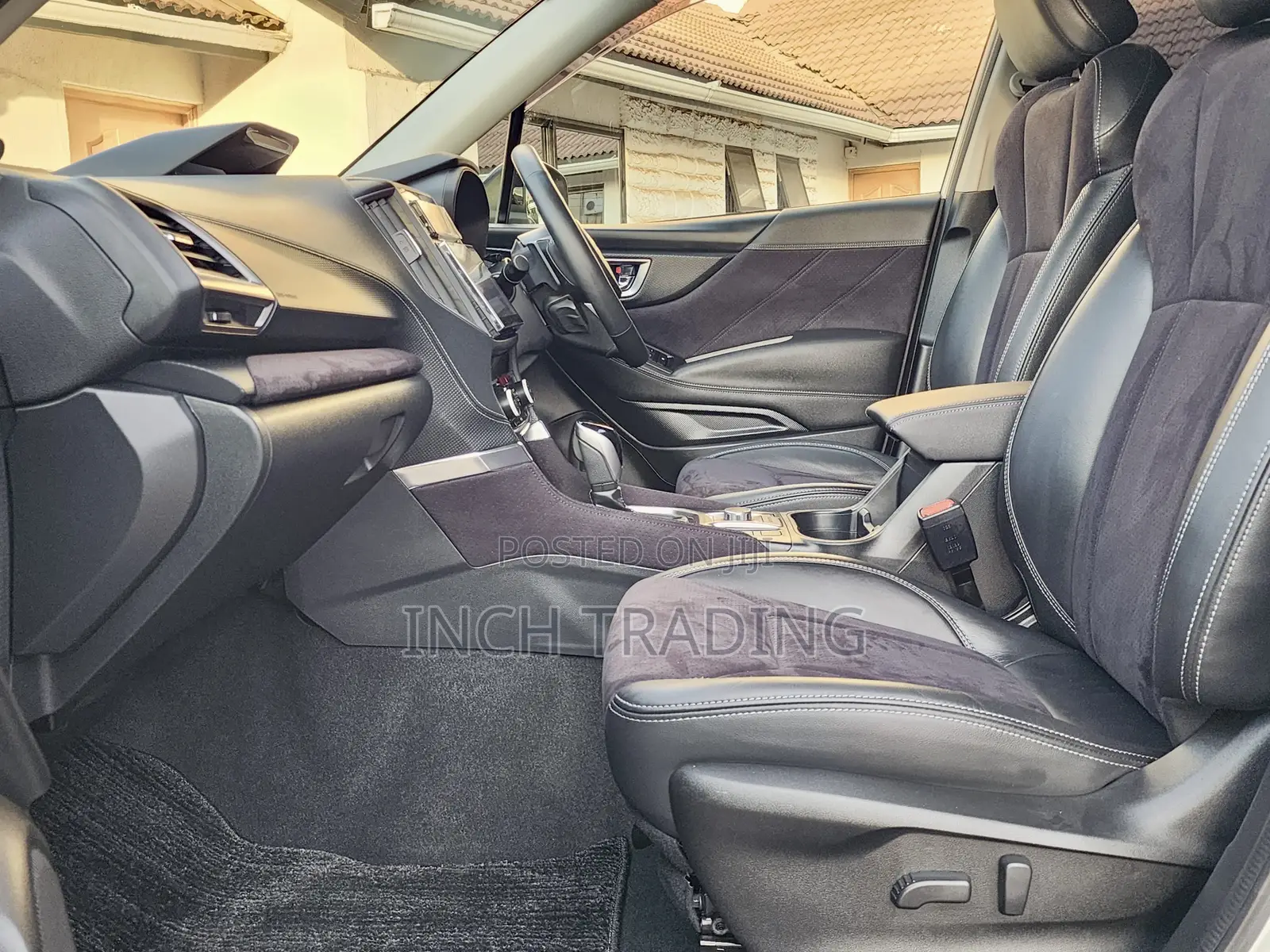 Subaru Forester Premium 2022 White