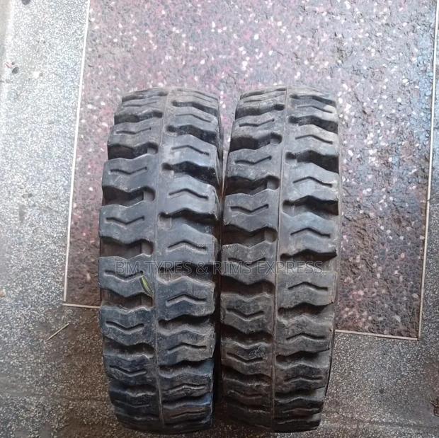 500-8 Solid Tires (Folklift) - main view