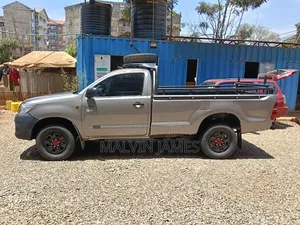 Toyota Hilux 2008 Ivory