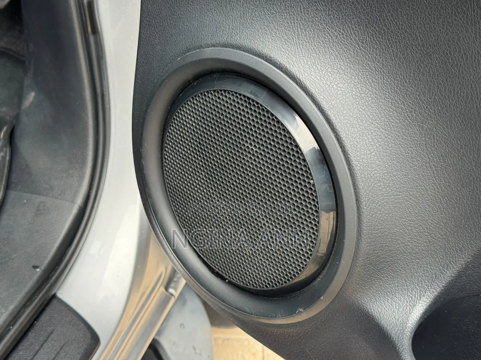 Toyota Hilux 2020 Silver