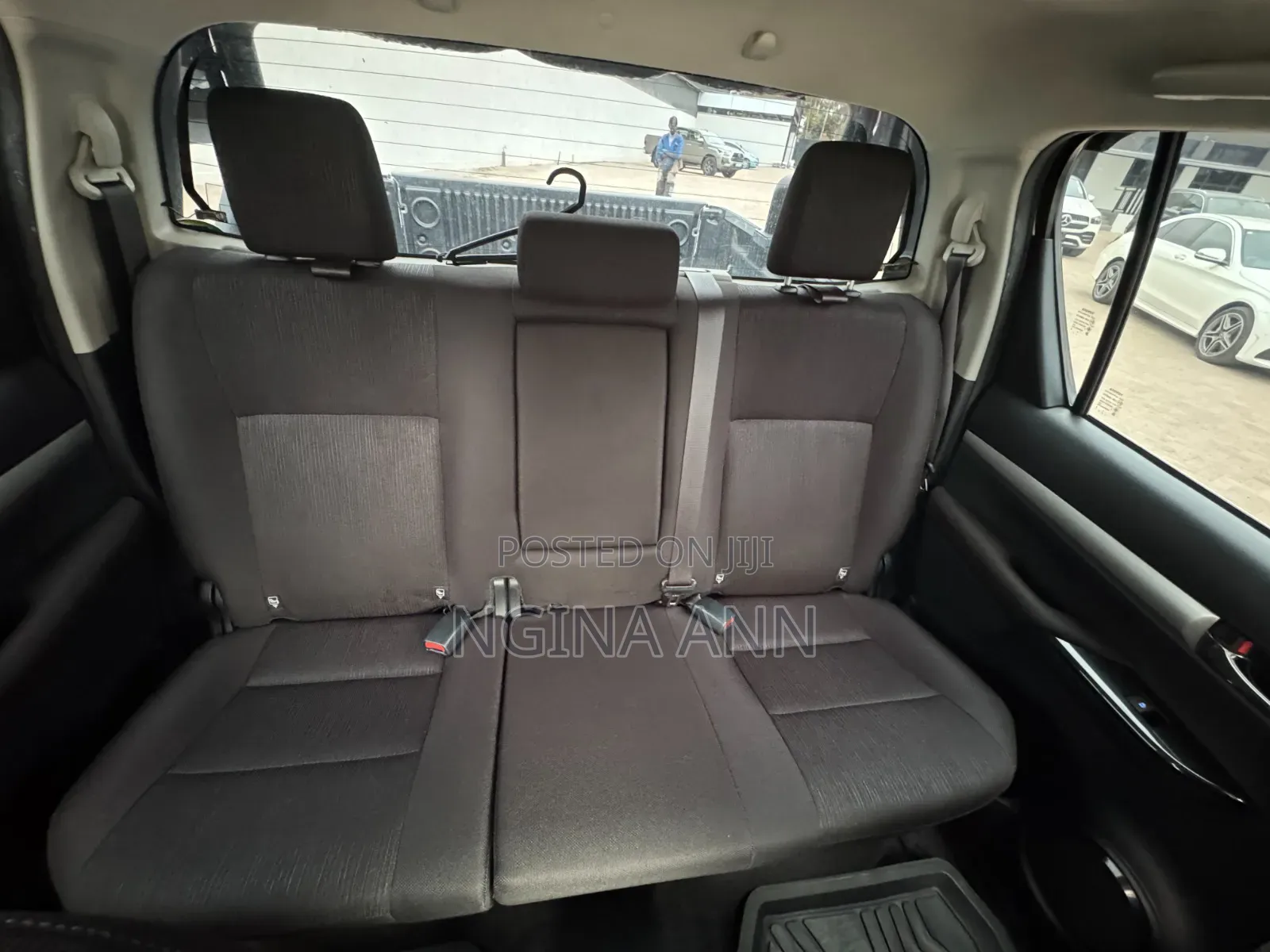 Toyota Hilux 2020 Silver