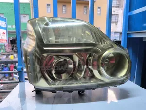 Nissan Xtrail NT31 Xenon Headlights