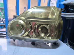 Nissan Xtrail NT31 Xenon Headlights