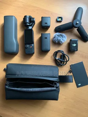DJI Osmo Pocket 3 Creator Combo Vlogging/Video Camera