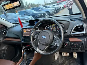 Subaru Forester 2.0XT Touring AWD 2018 White