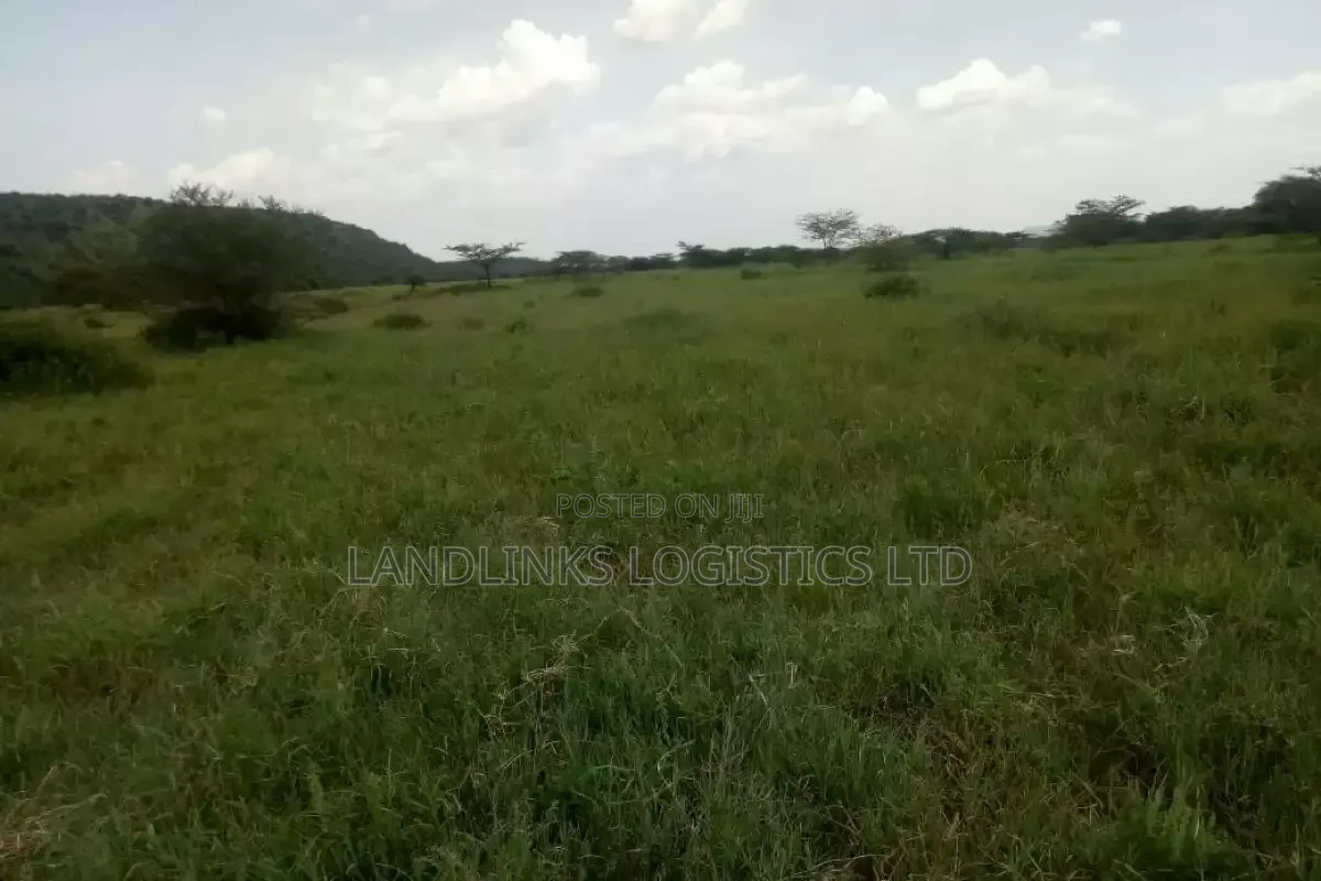 10 Acres Komarocks Hills Off Kangundo Rd ,Komarocs to Kenol Road.
