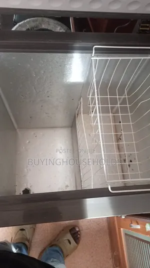 Von 160L Chest Freezer