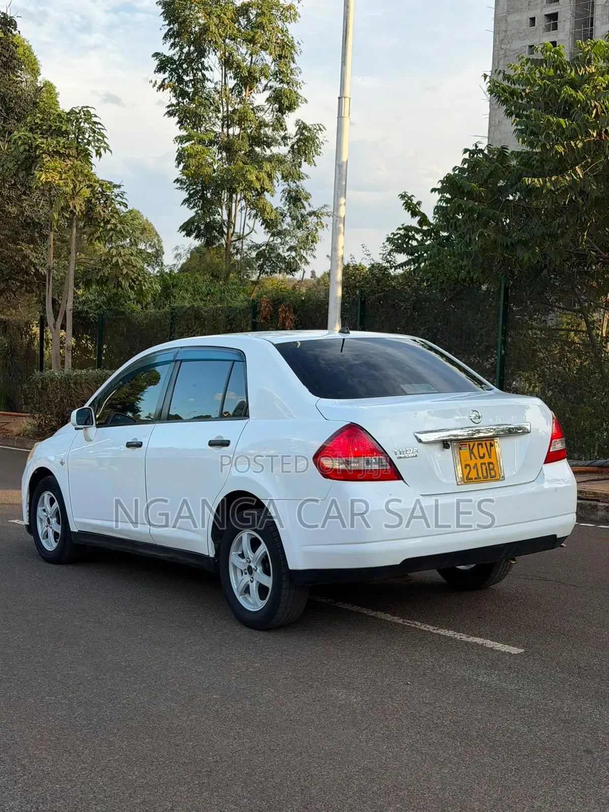 Nissan Tiida 2012 White
