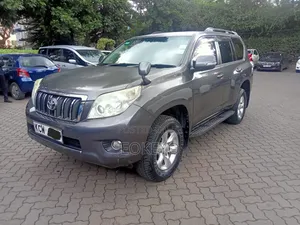 Toyota Land Cruiser Prado 2.7 i 2012 Gray