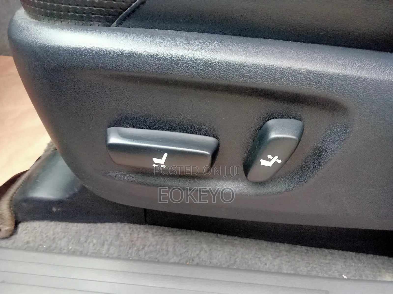 Toyota Land Cruiser Prado 2.7 i 2012 Gray