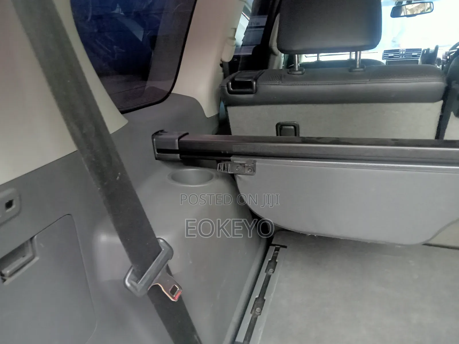 Toyota Land Cruiser Prado 2.7 i 2012 Gray