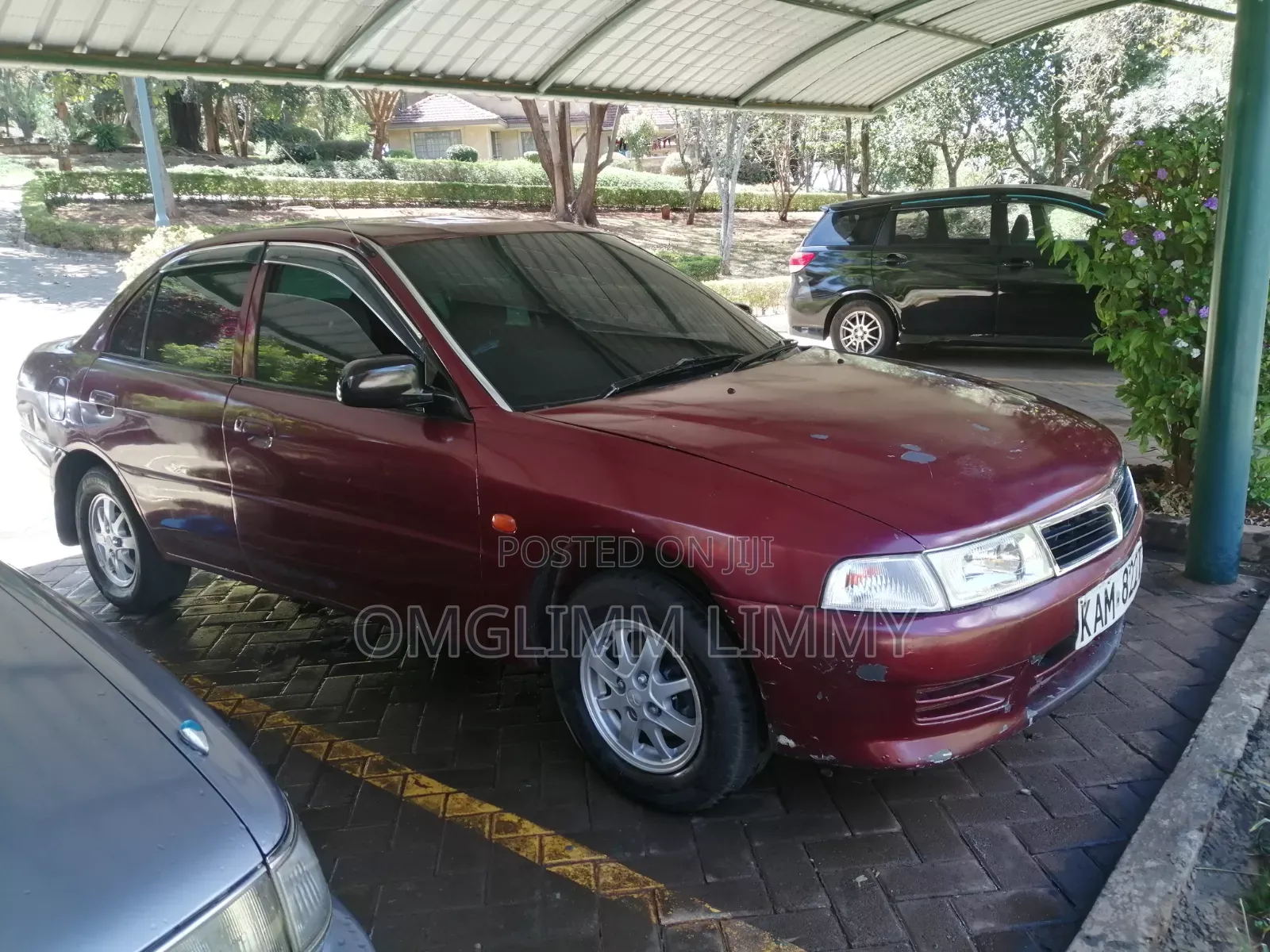 Mitsubishi Lancer 2000 Red