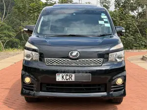 Toyota Voxy 2011 Black