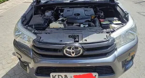 Toyota Hilux 2020 Silver