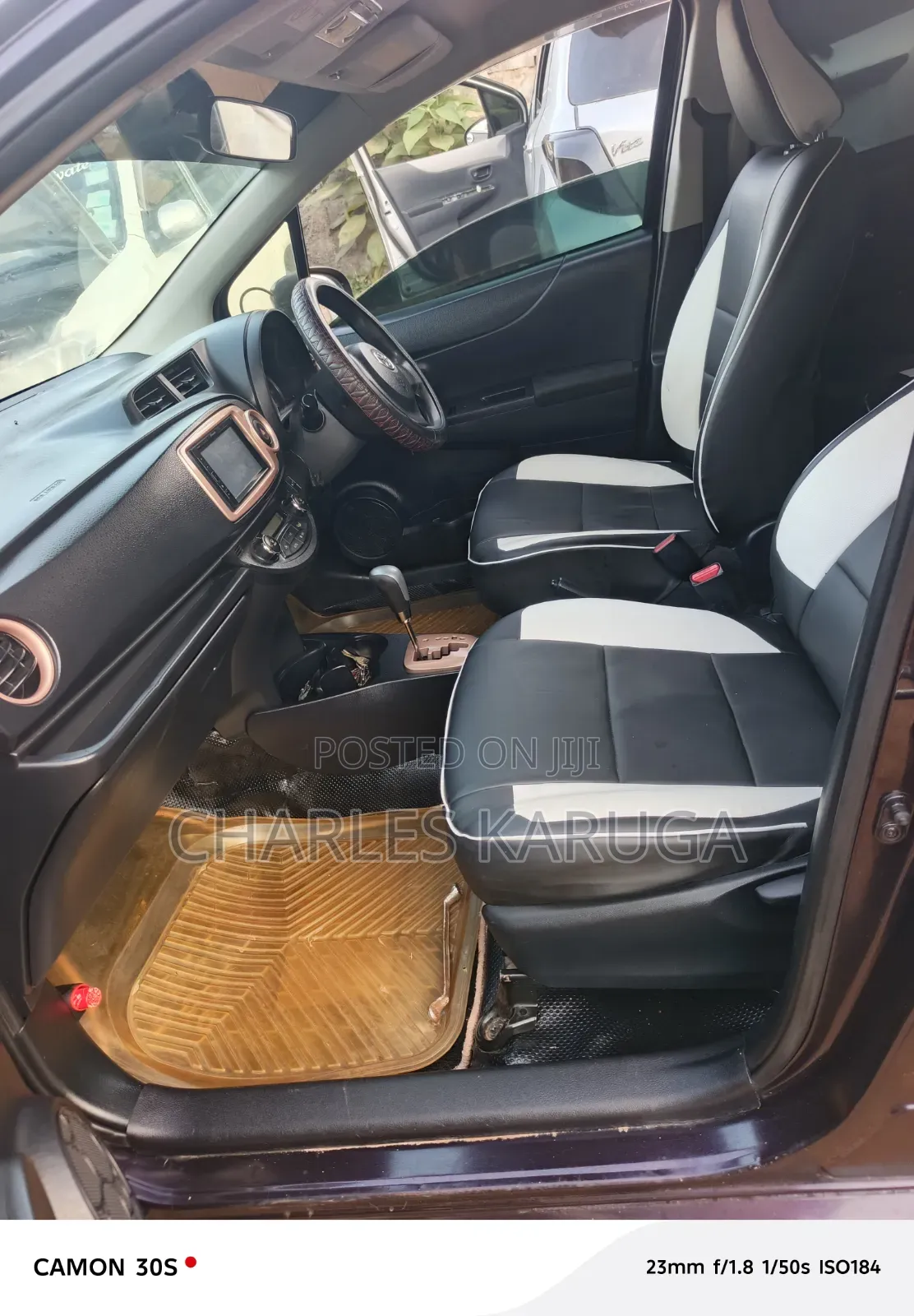Toyota Vitz 2013 Black