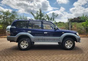 Toyota Land Cruiser Prado 2000 Blue