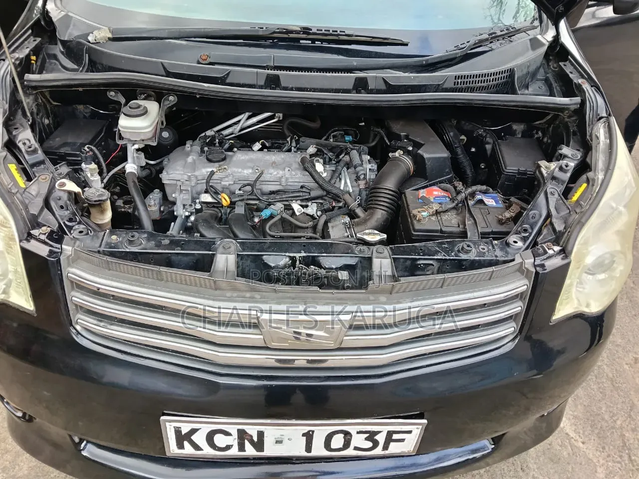 Toyota Noah 2010 Black