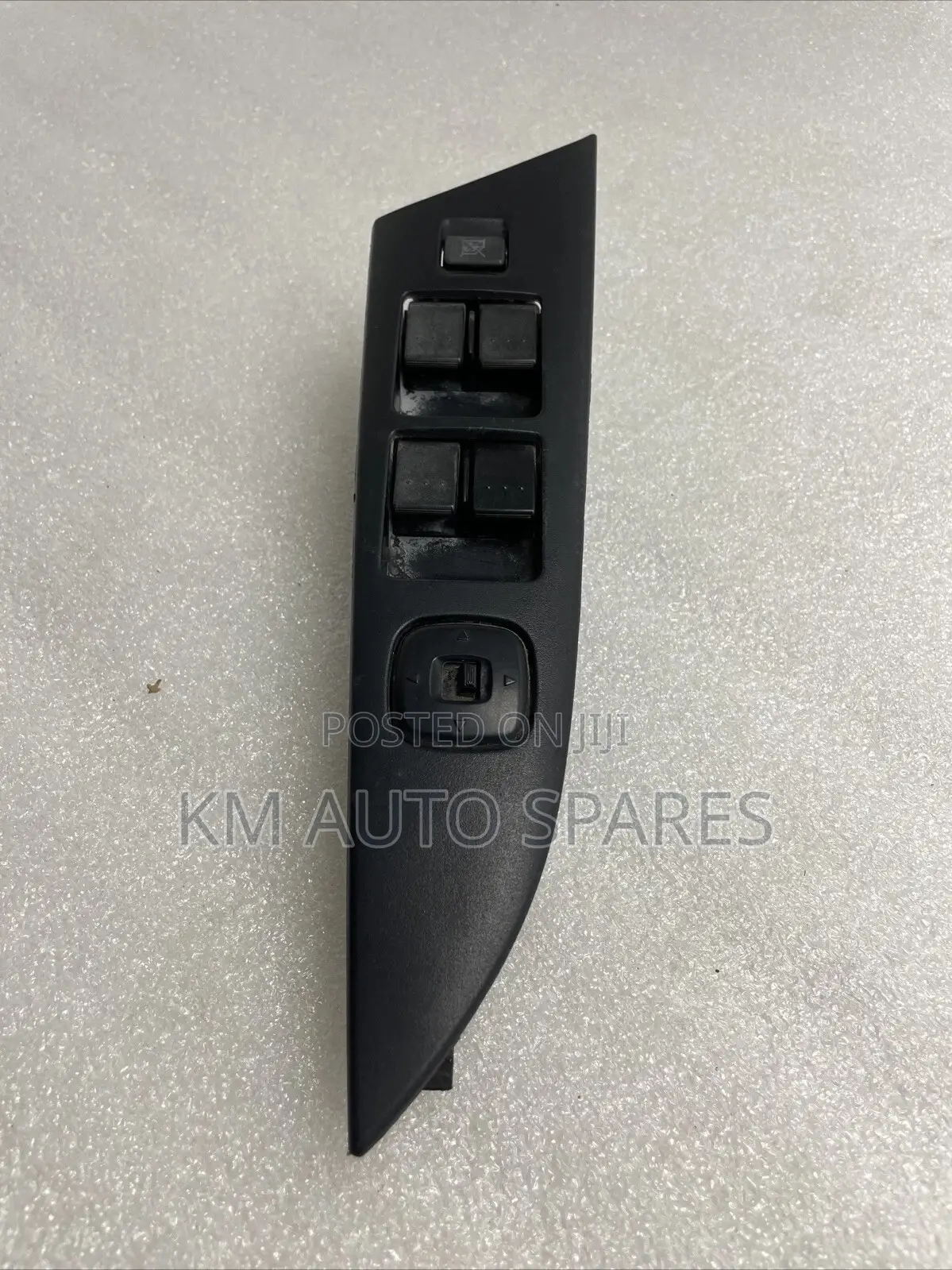 Mazda Axela Main Power Window Switch, Old Model.