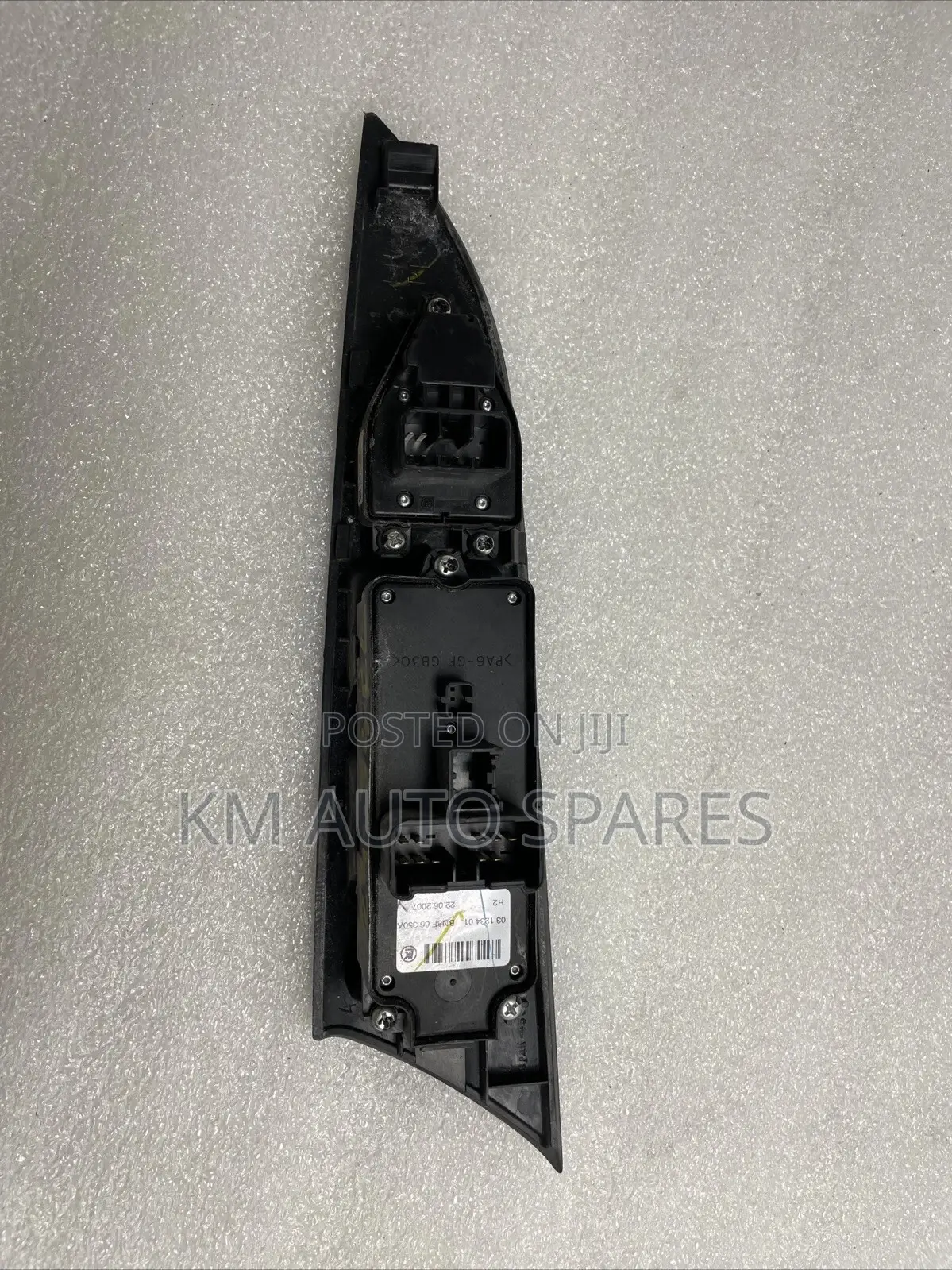 Mazda Axela Main Power Window Switch, Old Model.