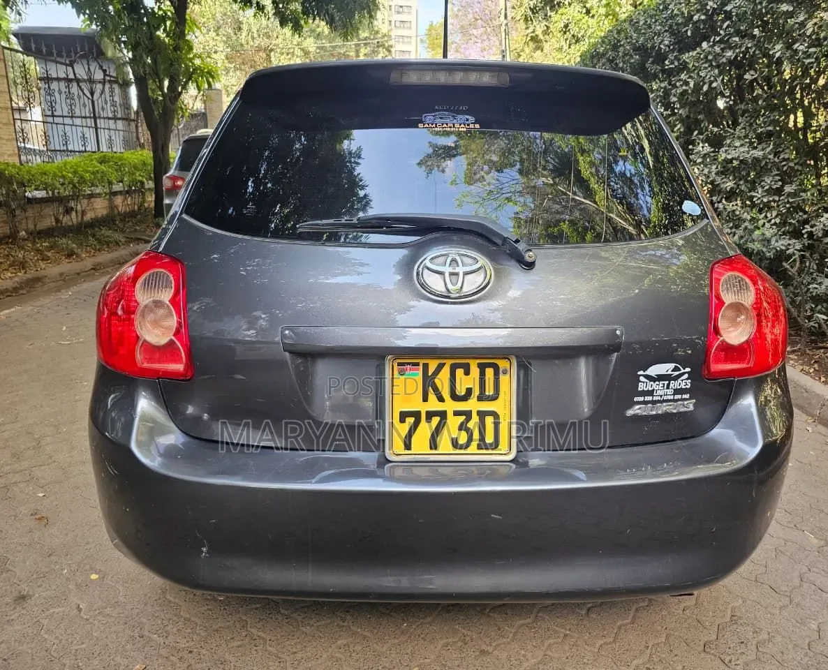 Toyota Auris 1.4 VVTi 2008 Gray