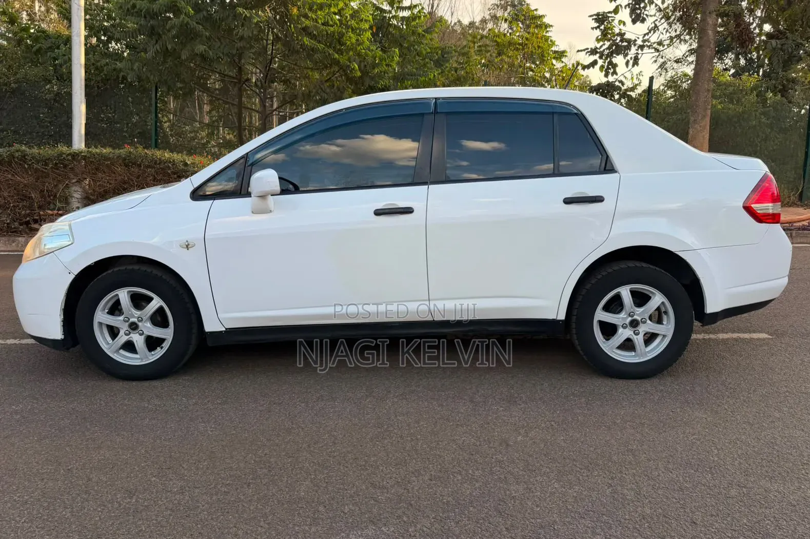 Nissan Tiida 2012 White