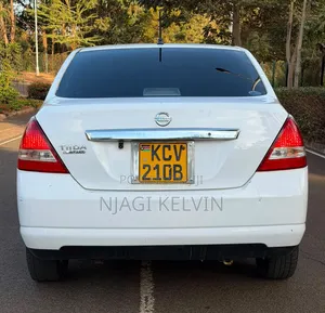 Nissan Tiida 2012 White