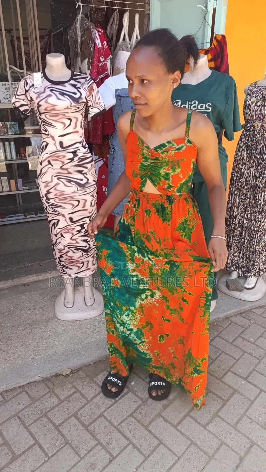 Backless Dera Dresses