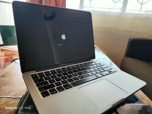 Laptop Apple MacBook Pro 2015 8GB Intel Core i5 SSD 256GB