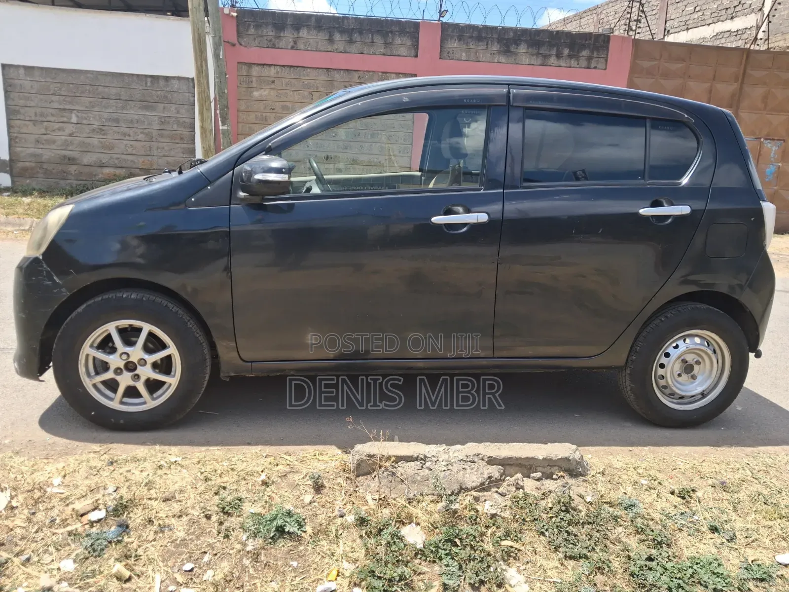 Daihatsu Mira 2014 Black