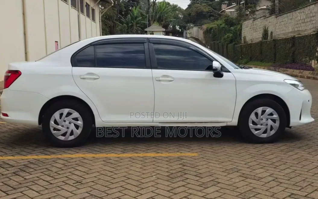Toyota Axio 2017 White