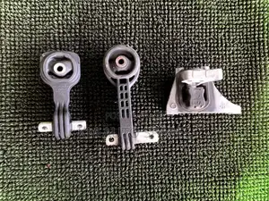 Honda Stream Gearbox Mount.