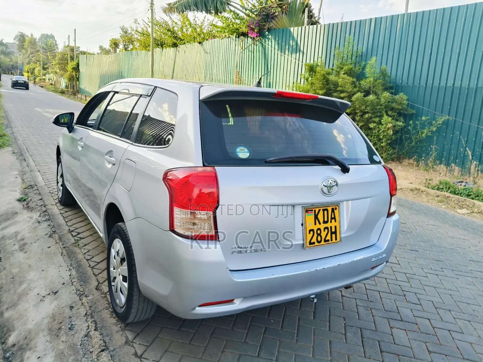 Toyota Corolla Fielder 1.5 Petrol AWD 2013 Silver