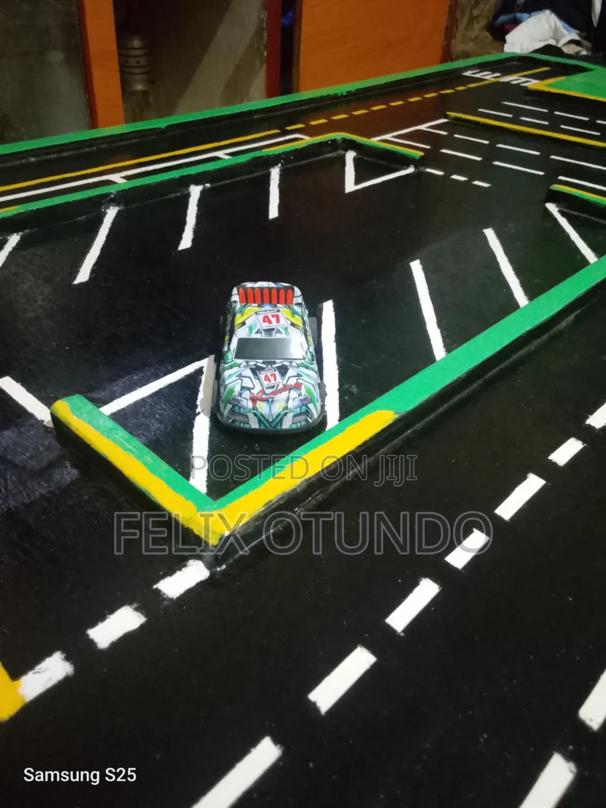 Model Town Board for Driving School