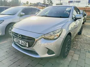 Mazda Demio 2018 Silver