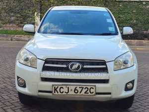 Toyota RAV4 2009 White