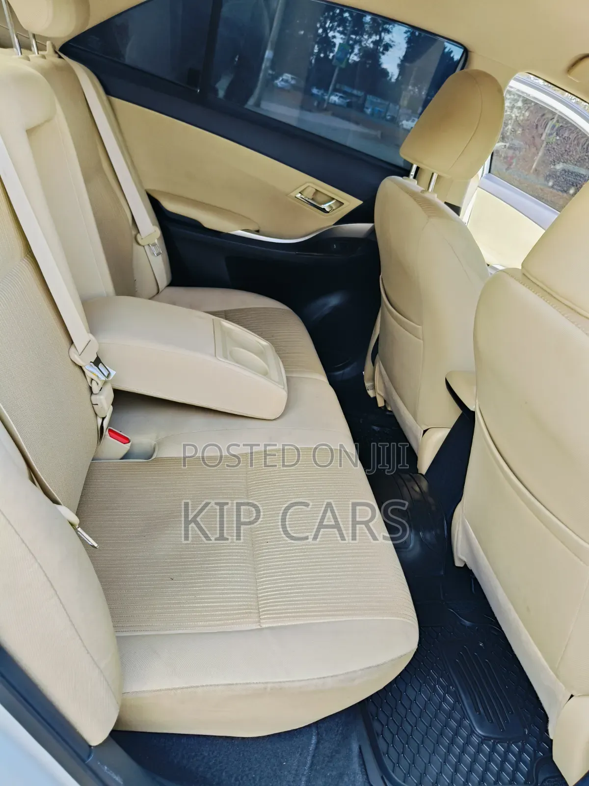 Toyota Premio 1.5 FWD 2018 White