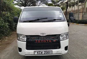 Toyota HiAce 2012 White