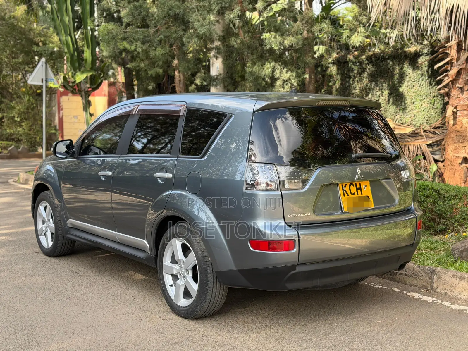 Mitsubishi Outlander 2.4 Automatic 2008 Blue