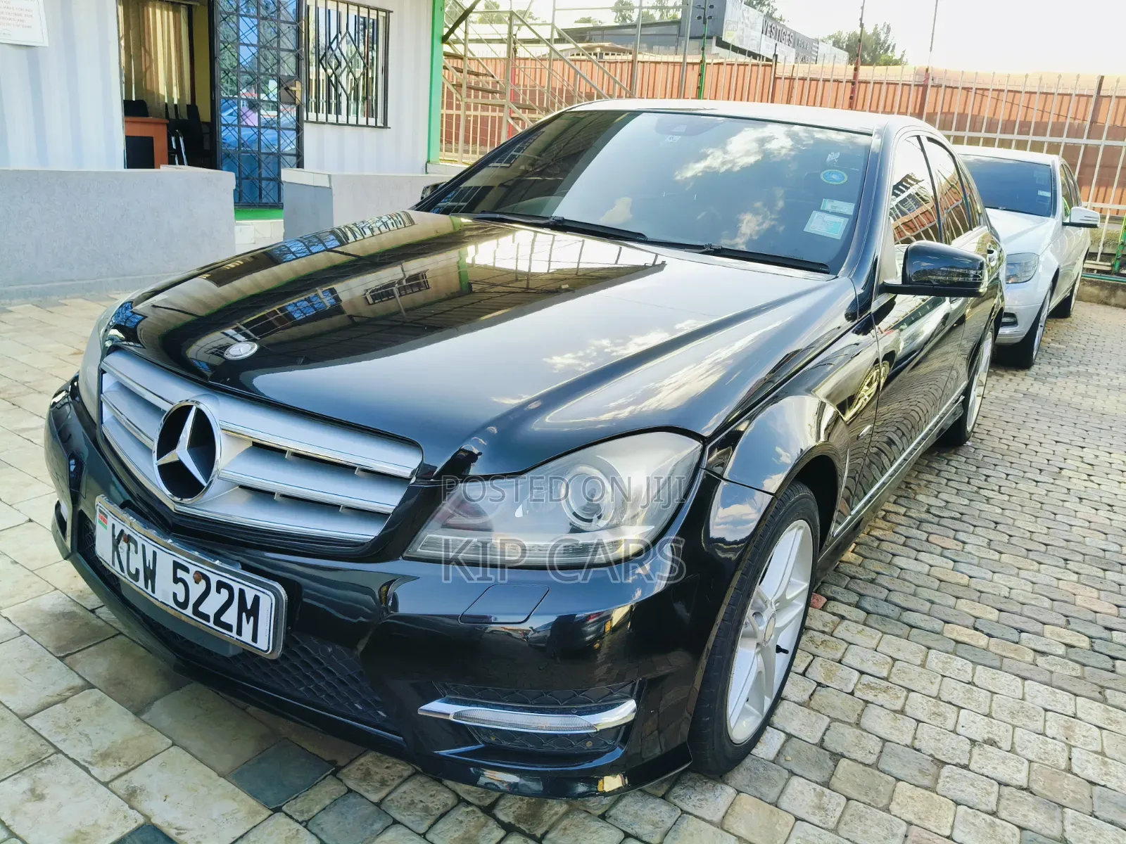 Mercedes-Benz C200 2012 Black