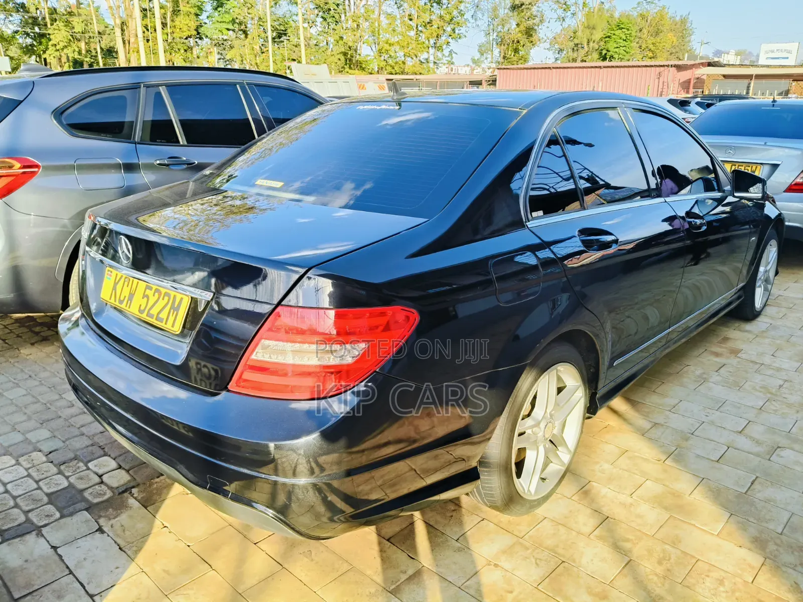 Mercedes-Benz C200 2012 Black
