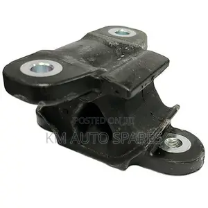 Suzuki Escudo Engine Mount.